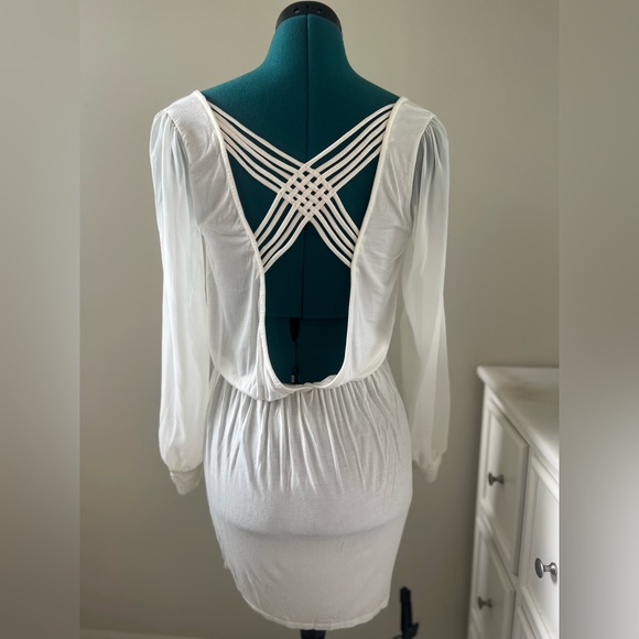 White Criss-Cross Back Dress (White/Sheer Sleeves, Medium) - Picture 3 of 3